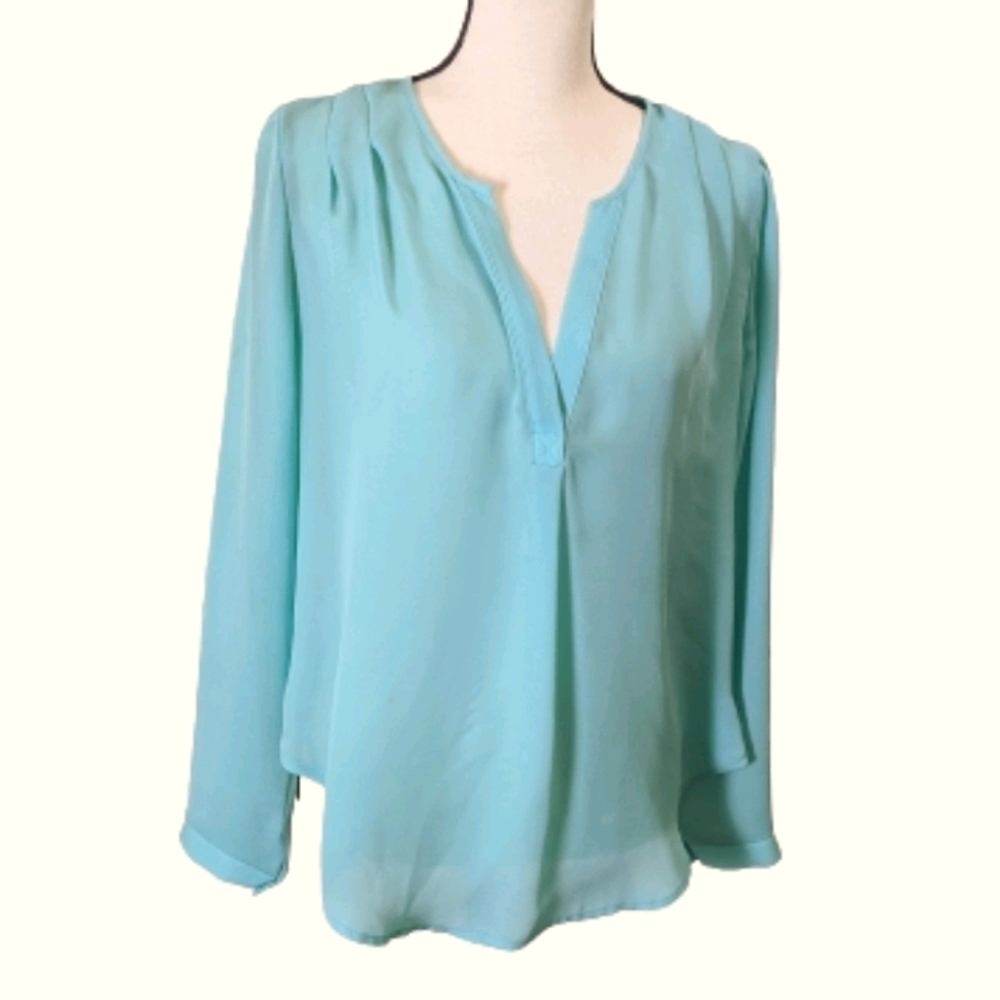 🌟Guess Aqua Blue Sea Green Blouse Size Small